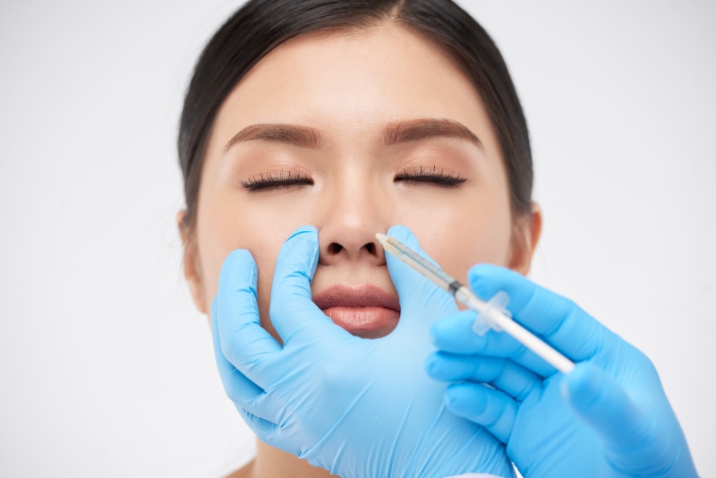 Qué es la Rinoplastia y Cuándo es Necesaria